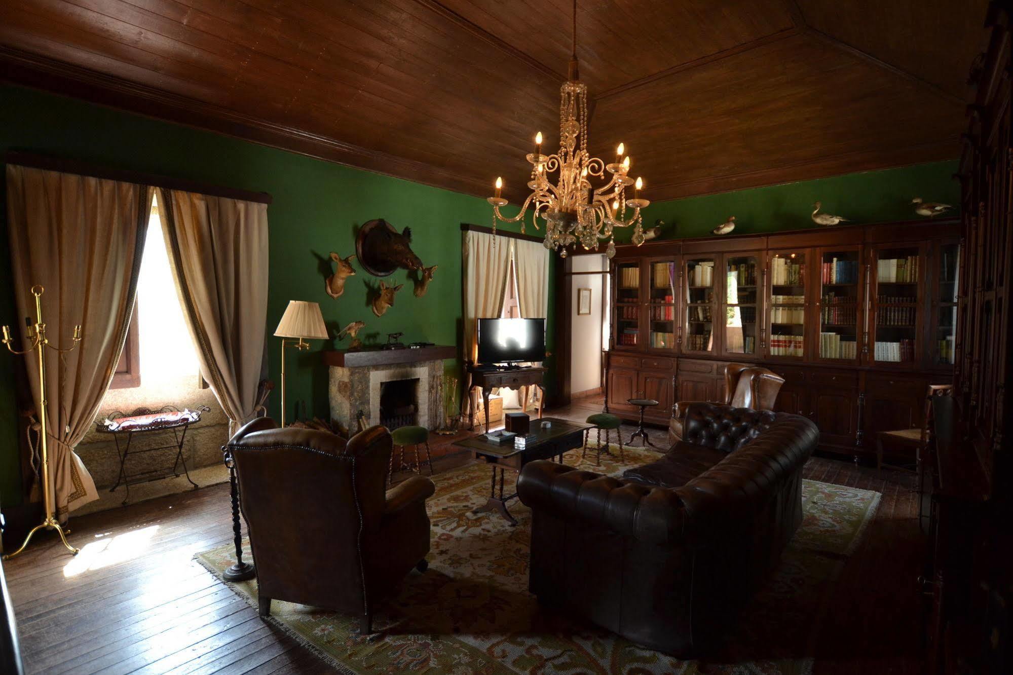 Casa Do Ribeiro Bed and Breakfast Γκιμαράες Εξωτερικό φωτογραφία